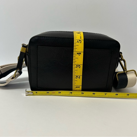 Madewell - Standard Transport Camera Bag/Crossbody. - Picture 14 of 15